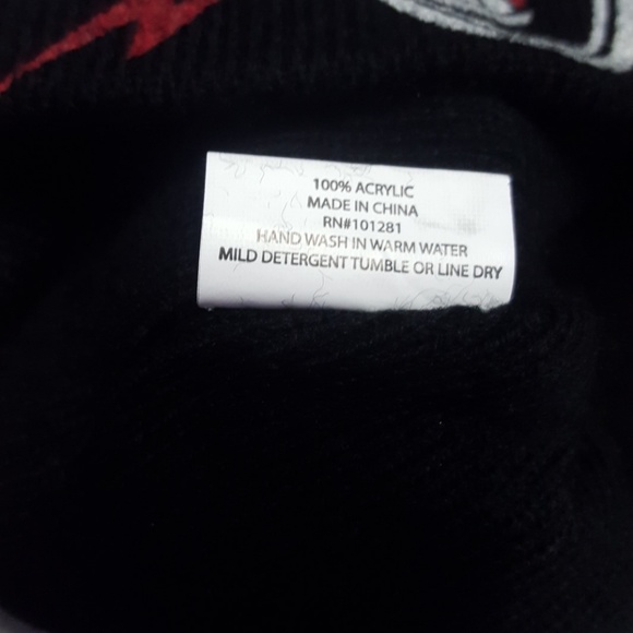 New, pugs brand beanie - Picture 3 of 5